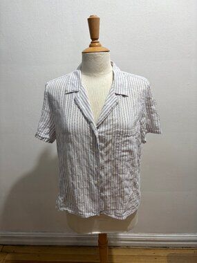 Callypigian short sleeve Bowling Shirt in white and blue textured stripe